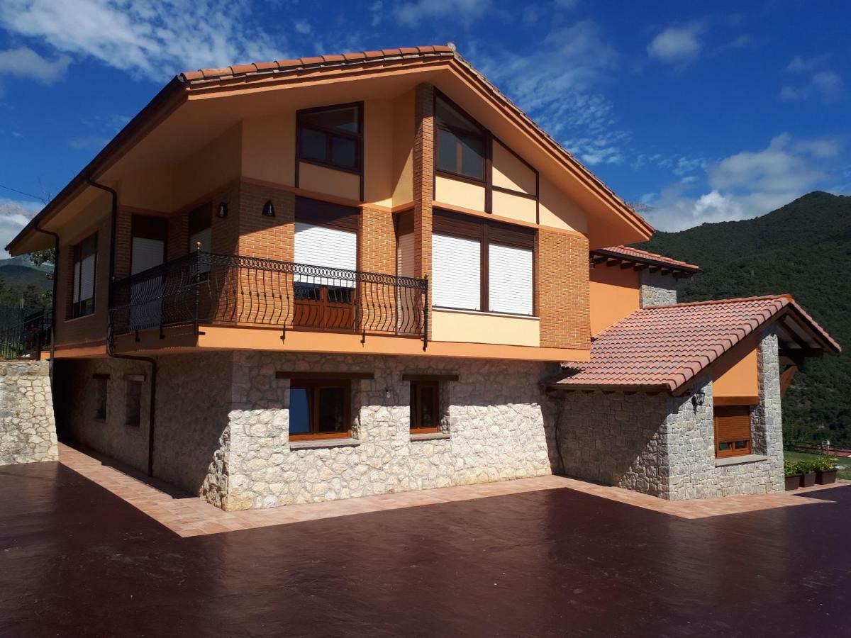 Apartamentos Camino Santo Toribio Mieses Dış mekan fotoğraf